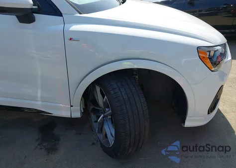 2022 Audi Q3 Premium 45 Tfsi S Line Quattro Tiptronic z USA, uszkodzony, nr VIN WA1DECF34N1145673